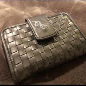 Silver DC wallet